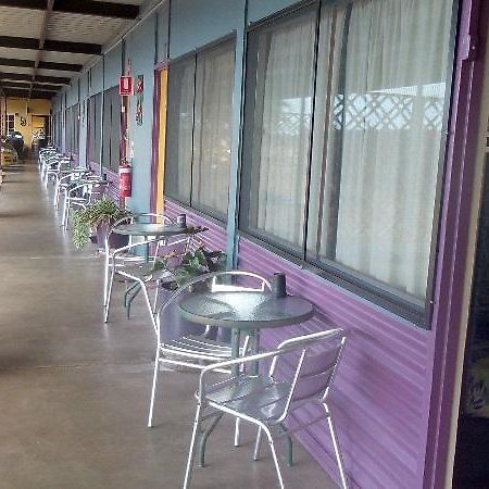 Reef Gardens Motel Proserpine Εξωτερικό φωτογραφία