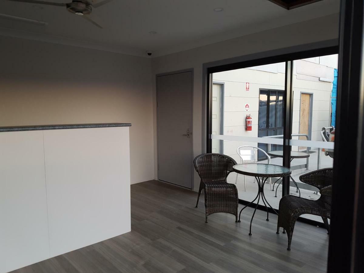 Reef Gardens Motel Proserpine Εξωτερικό φωτογραφία